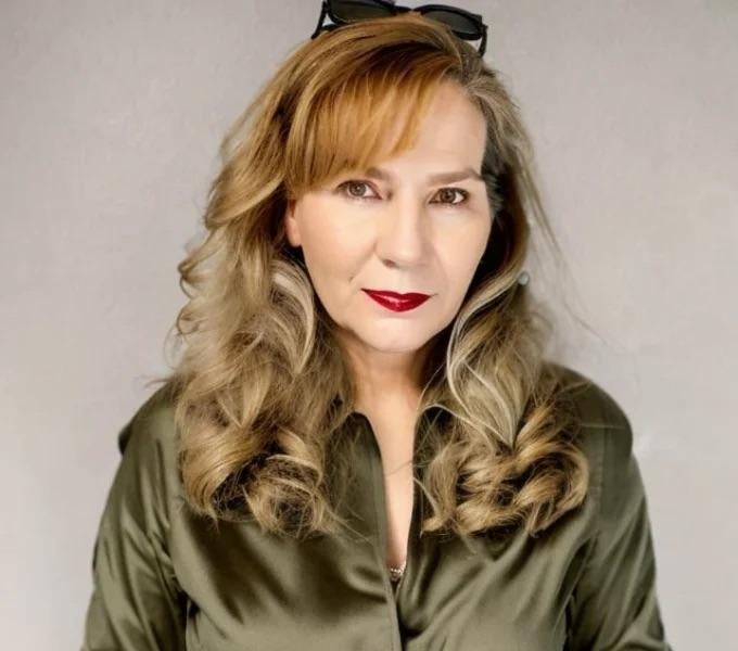 Lori Jakiela